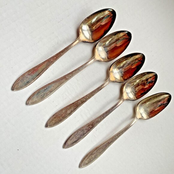 5 Rogers Bros 1847 Debutante Silverplate Antique Vintage Teaspoons Silverware - Picture 3 of 5